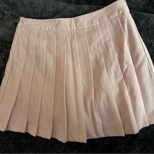 Baby pink pleated skort